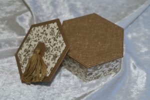 petite-boite-hexagonale-009