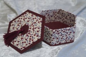 petite-boite-hexagonale-015