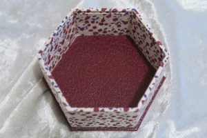 petite-boite-hexagonale-017