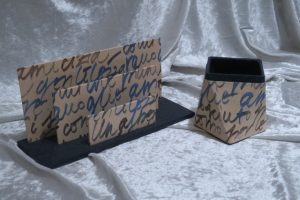 porte-courrier-grosses-lettres-manuscrites-004