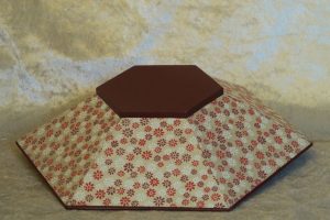 corbeille-hexagonale-bordeaux-daisy