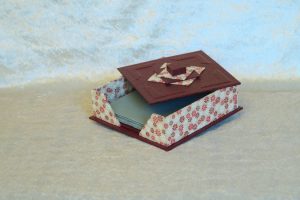 porte-serviette-cocktail-bordeaux-daisy
